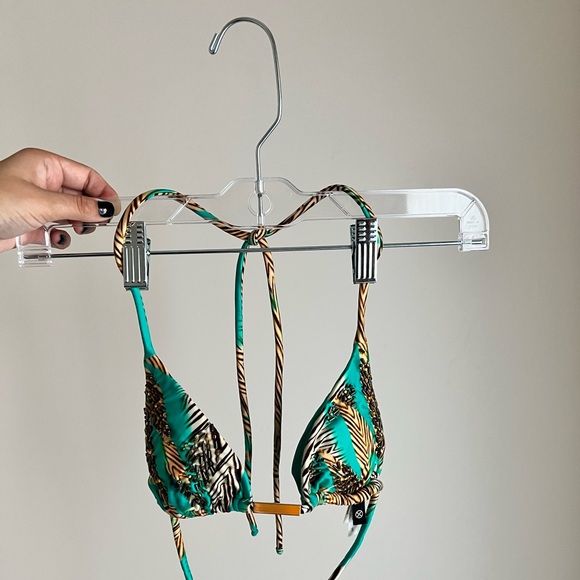 Vix Bikini Top By Paula Hermanny - Picture 1 of 3